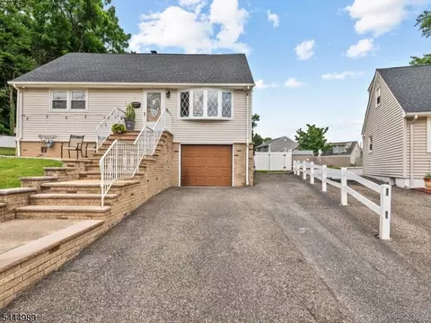 79 Susan Ct, Clifton, NJ 07012