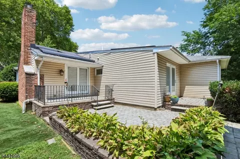 Exterior - 28 Warwick Cir, Springfield, NJ 07081 photo 4 of 4