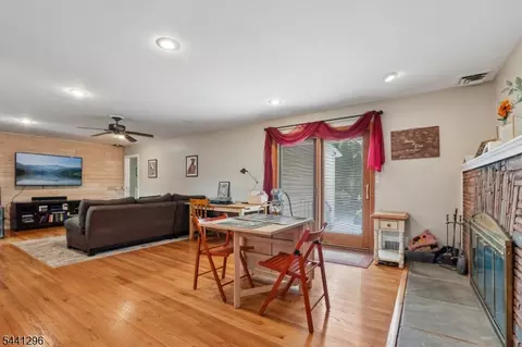 Other - 28 Warwick Cir, Springfield, NJ 07081 photo 3 of 9