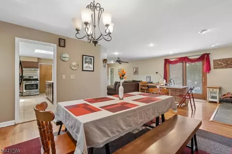 Entry Way - 28 Warwick Cir, Springfield, NJ 07081 photo 1 of 1