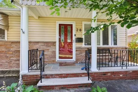 Exterior - 28 Warwick Cir, Springfield, NJ 07081 photo 2 of 4