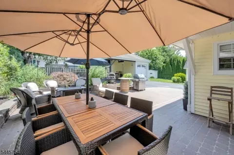 Exterior - 26 Mackenzie Rd, Hampton, NJ 08827 photo 9 of 11