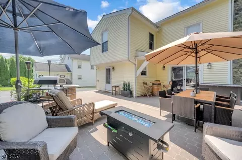 Exterior - 26 Mackenzie Rd, Hampton, NJ 08827 photo 10 of 11