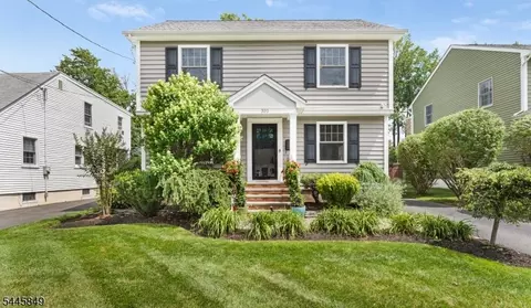331 Stoughton Ave, Cranford, NJ 07016