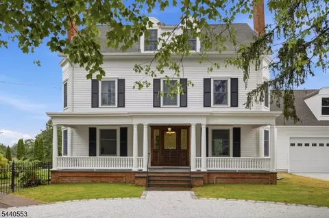 539 So Beverwyck Rd, Parsippany, NJ 07054