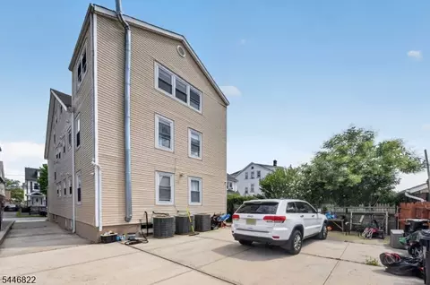 114 Peck Ave, Newark, NJ 07107 photo 22