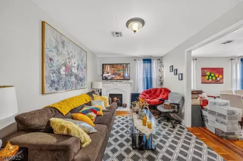 114 Peck Ave, Newark, NJ 07107 photo 9