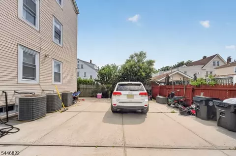 114 Peck Ave, Newark, NJ 07107 photo 23