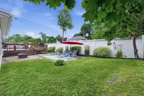 Exterior - 29 Daniel St, Dover, NJ 07801 photo 6 of 11