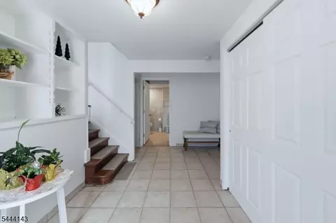 Entry Way - 29 Daniel St, Dover, NJ 07801 photo 1 of 2
