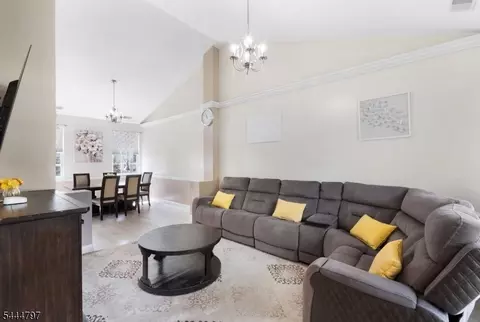 25 Rolling Rapids Ct, Hackettstown, NJ 07840 photo 7