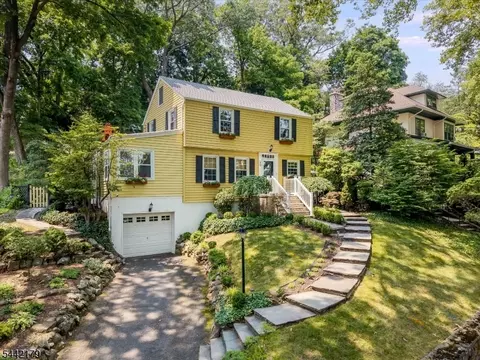60 Clinton Rd, Glen Ridge, NJ 07028