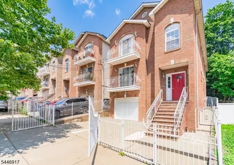 17 Chester Ave, Newark, NJ 07104