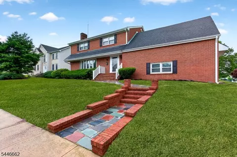22 Franklin Blvd, Somerset, NJ 08873