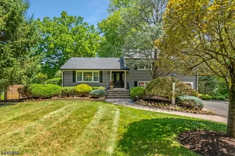 374 S Maple Ave, Basking Ridge, NJ 07920