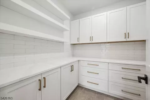 Entry Way - 34 Crestview Ave, Madison, NJ 07940 photo 3 of 4