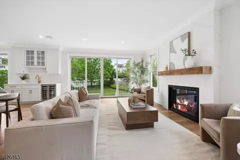 Living - 34 Crestview Ave, Madison, NJ 07940 photo 2 of 5