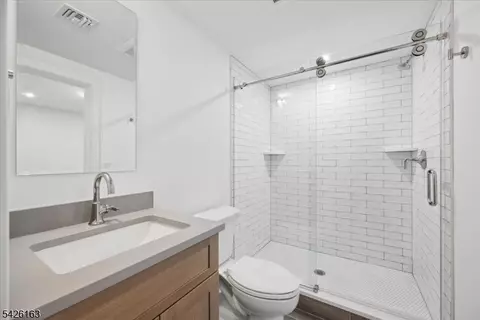 Bath - 34 Crestview Ave, Madison, NJ 07940 photo 9 of 9