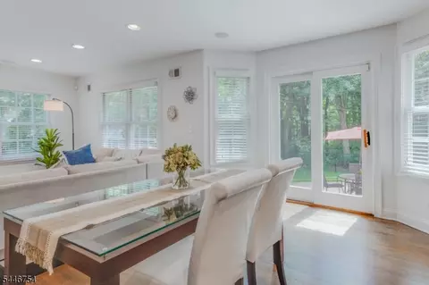 53 Maple Ave, Berkeley Heights, NJ 07922 photo 11