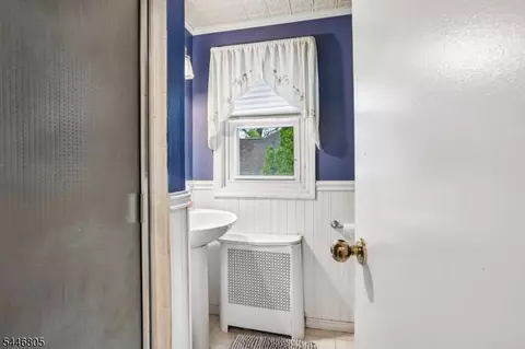 Entry Way - 78 Legion Pl, Paramus, NJ 07652 photo 2 of 2