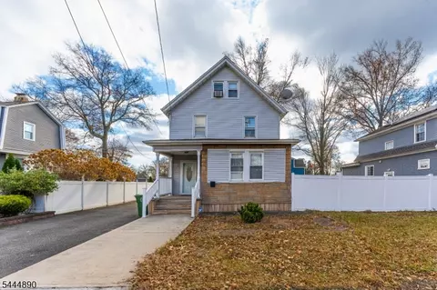 312 E 1st Ave, Roselle, NJ 07203