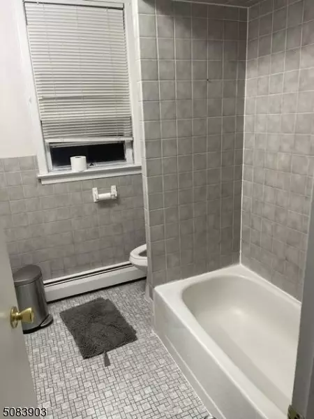 Bath - 98 Devon Ter, Kearny, NJ 07032 photo 3 of 3