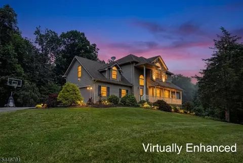 69 Lime Kiln Rd, Columbia, NJ 07832