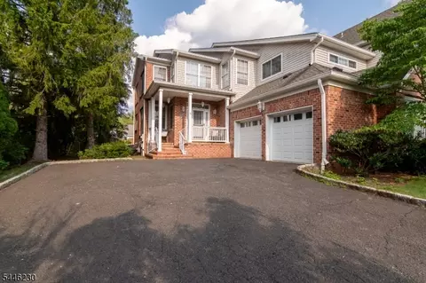 5 Newell St, Hillsborough, NJ 08844
