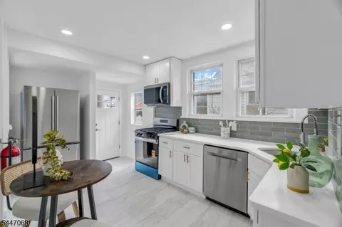 1573 Wyndmoor Ave, Hillside, NJ 07205