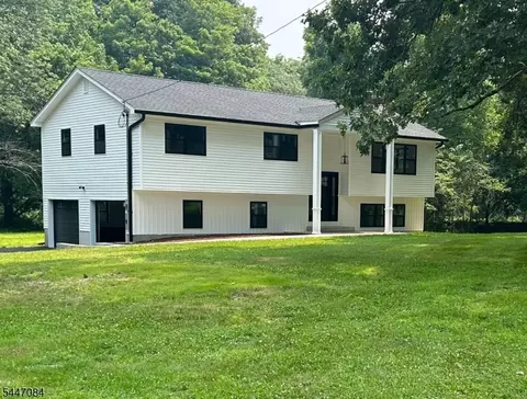 88 Unionville Rd, Wantage, NJ 07461