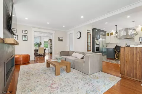 Living - 26 Mountain Ave, Summit, NJ 07901 photo 2 of 3