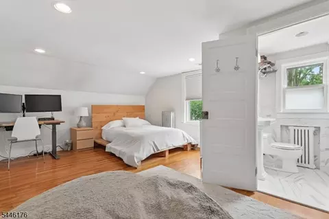 Bedroom - 26 Mountain Ave, Summit, NJ 07901 photo 4 of 5