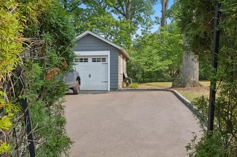 Exterior - 26 Mountain Ave, Summit, NJ 07901 photo 5 of 5