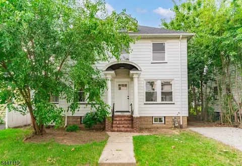 332 Harrison Ave, Roselle, NJ 07203