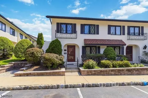 8 Dorado Dr # -J, Morristown, NJ 07960