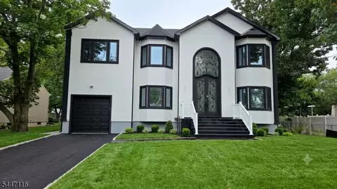 10 Poe Ave, Franklin Twp, NJ 08873