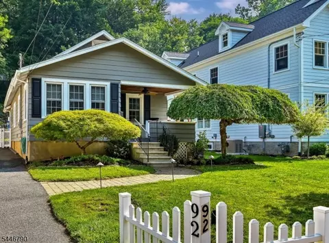 92 Carey Ave, Butler, NJ 07405