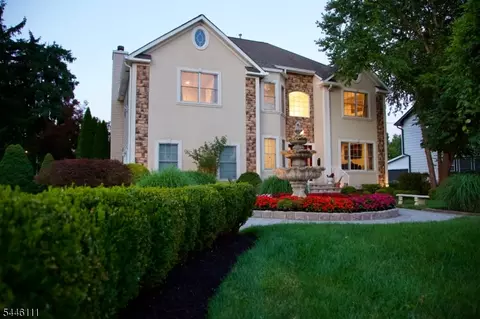 20 Hugenot St, East Hanover, NJ 07936