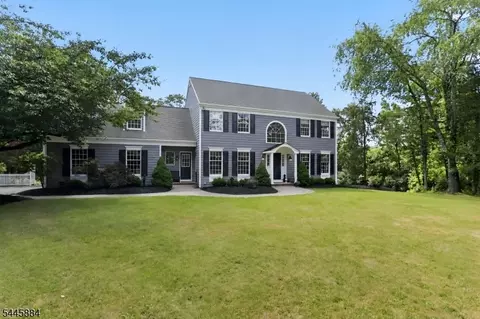 155 Seabrook Rd, Lambertville, NJ 08530