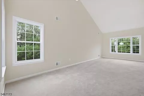 Living - 163 Bryans Rd, Hampton, NJ 08827 photo 2 of 4