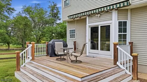 Exterior - 163 Bryans Rd, Hampton, NJ 08827 photo 4 of 8