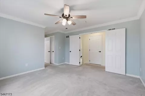 Bedroom - 163 Bryans Rd, Hampton, NJ 08827 photo 3 of 7