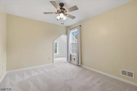 Bedroom - 163 Bryans Rd, Hampton, NJ 08827 photo 5 of 7