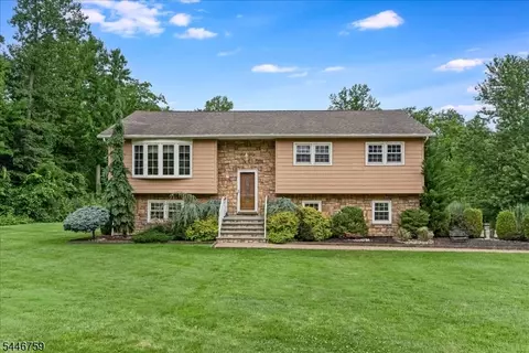45 Magnolia Ave, Denville, NJ 07834