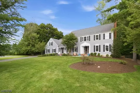 38 Woodmere Dr, Summit, NJ 07901 photo 2