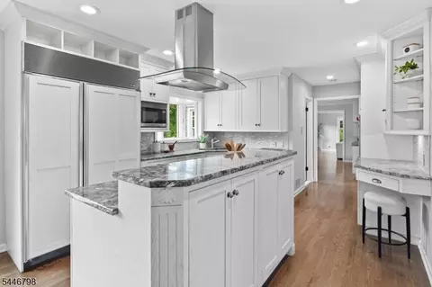 38 Woodmere Dr, Summit, NJ 07901 photo 17