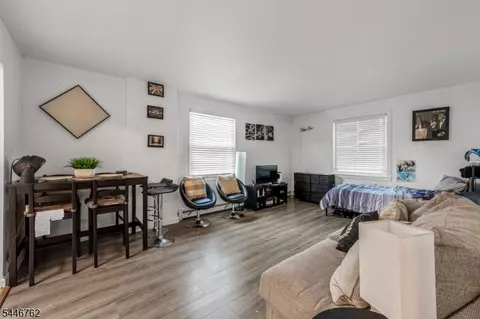 955 E Front St # B, Plainfield, NJ 07062 photo 4