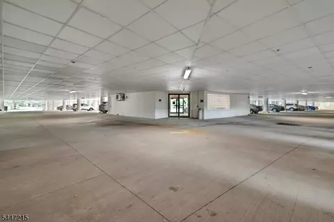 Exterior - 189 Forest Ave #213, Paramus, NJ 07652 photo 3 of 4