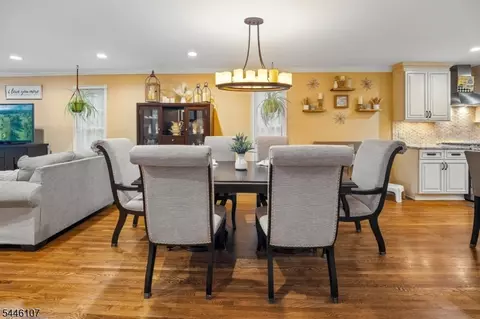 Dining - 33 Edgar St, Summit, NJ 07901 photo 2 of 2