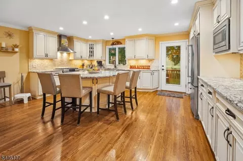 33 Edgar St, Summit, NJ 07901 photo 8